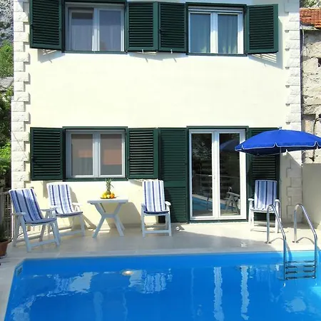 ヴィラ Kuca Za Odmor Maja Tučepi